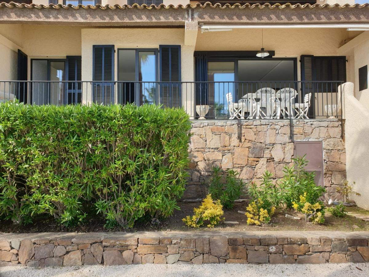 Apartmán Brigantine Marines De Cogolin Exteriér fotografie